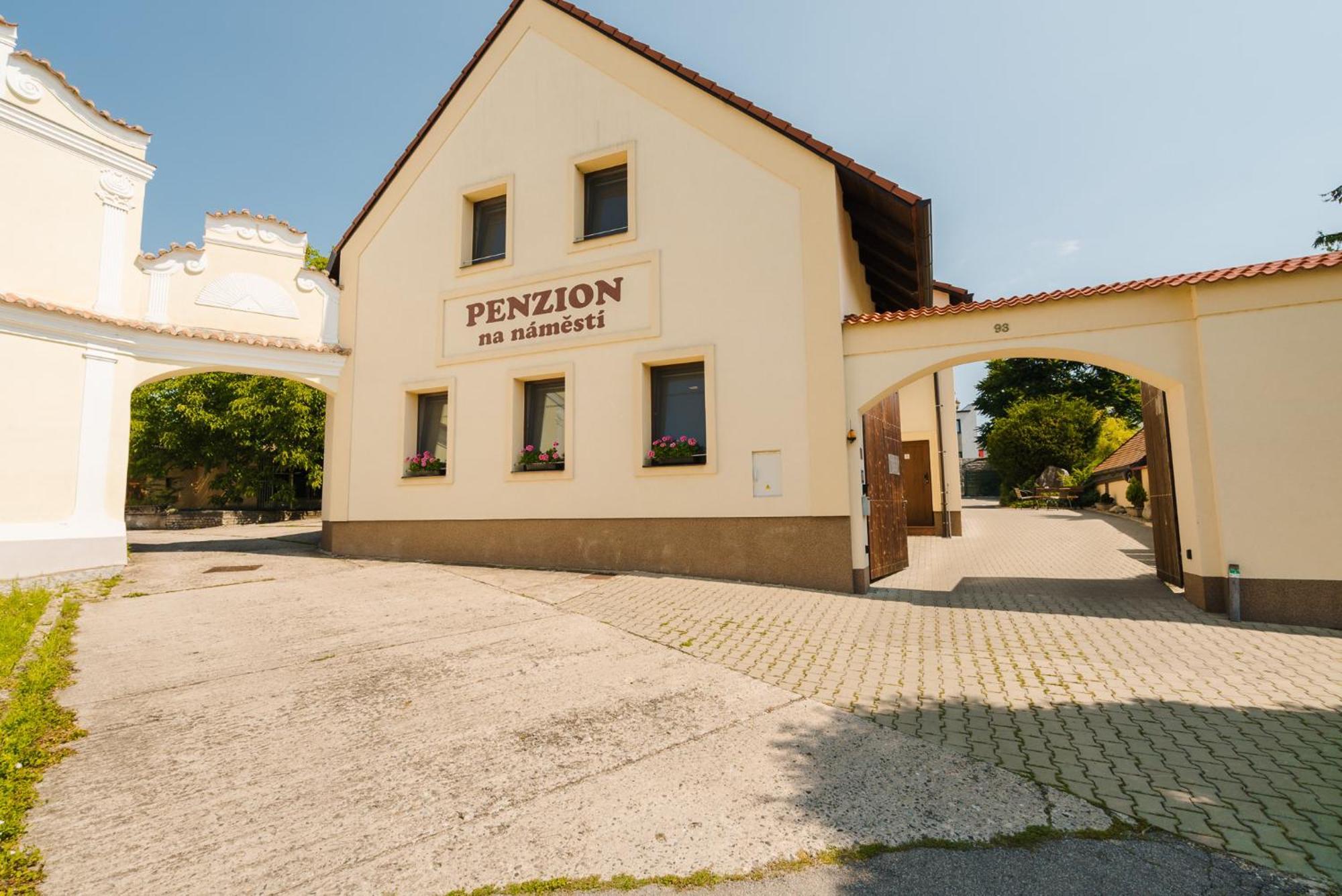 Penzion Sezemice Exterior photo